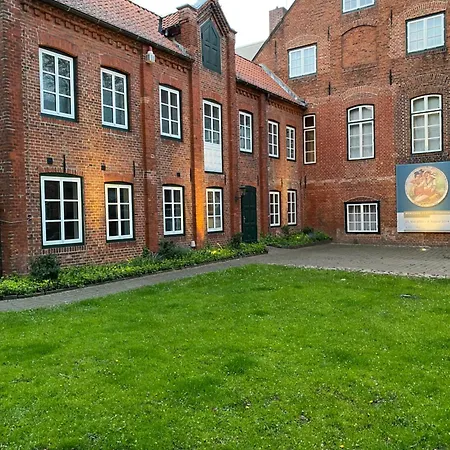 Apartment Wohlfuehlen In Historischem Haus